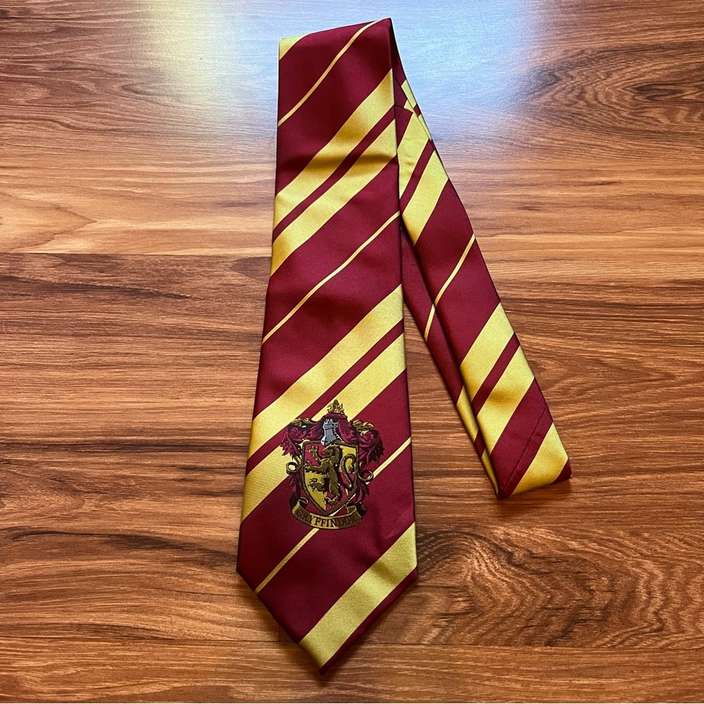 NWOT Harry Potter Gryffindor Tie